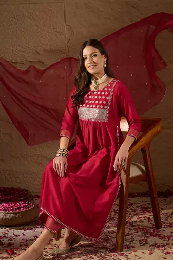 red color embroidered silk blend styles kurta trouser with dupatta