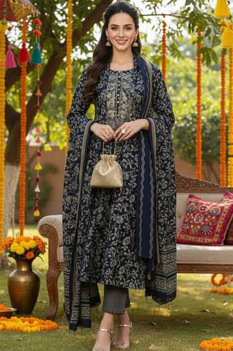 black color embroidered silk blend styles kurta trouser with dupatta