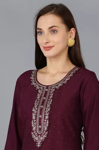 burgundy color embroidered silk blend styles kurta trouser with dupatta