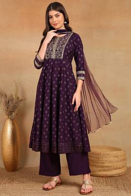 purple color embroidered silk blend styles kurta palazzo with dupatta 3