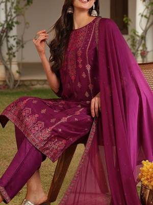 magenta color woven design silk blend styles kurta trouser with dupatta 2