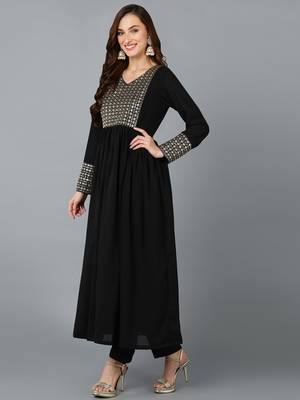 black color embroidered georgette styles kurta trouser with dupatta 3
