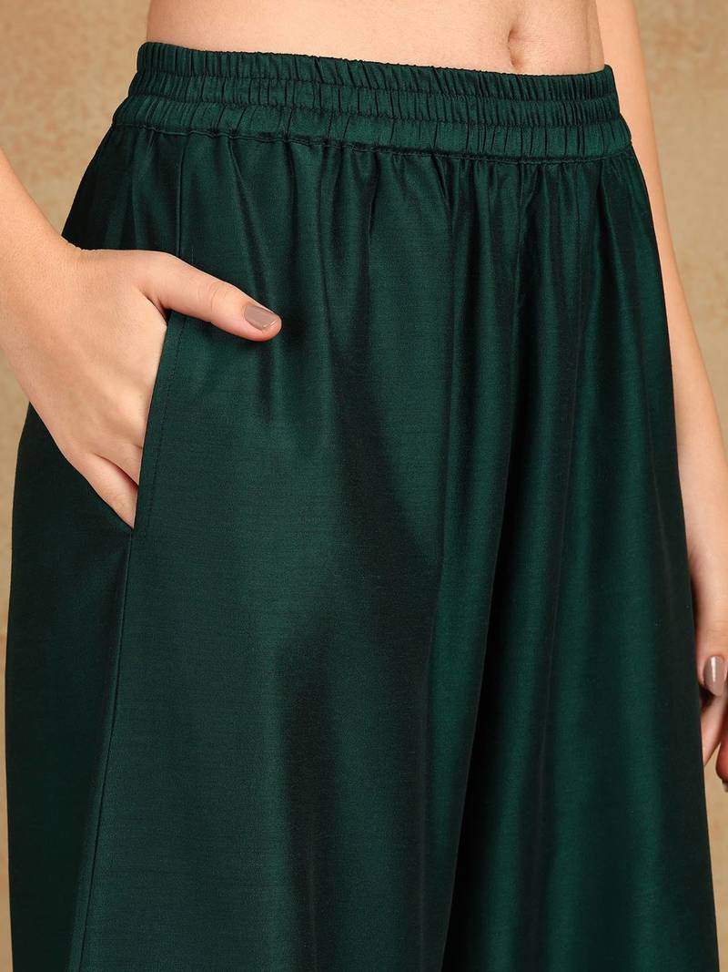 Green Viscose Rayon Embroidered Sequins Work Kurti Set