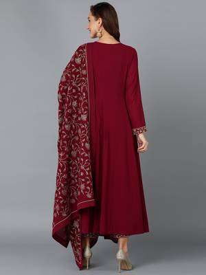 maroon color embroidered poly georgette styles kurta palazzo with dupatta 4