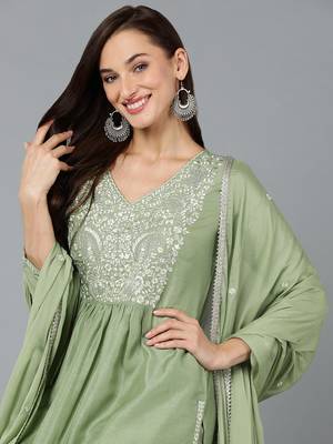 green color embroidered silk blend styles kurta trouser with dupatta 2