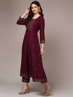burgundy color printed silk blend styles kurta trouser with dupatta 3