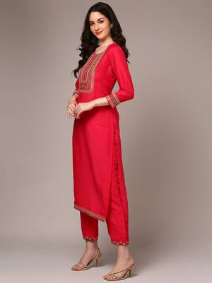 pink color embroidered silk blend styles kurta trouser with dupatta 3