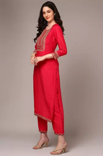 pink color embroidered silk blend styles kurta trouser with dupatta