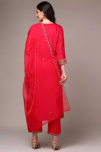 pink color embroidered silk blend styles kurta trouser with dupatta