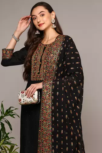black color embroidered silk blend styles kurta trouser with dupatta