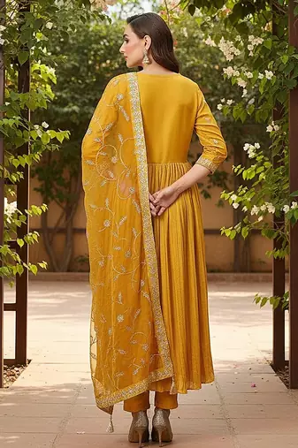 Yellow Silk Blend Zari Embroidered Kurta set