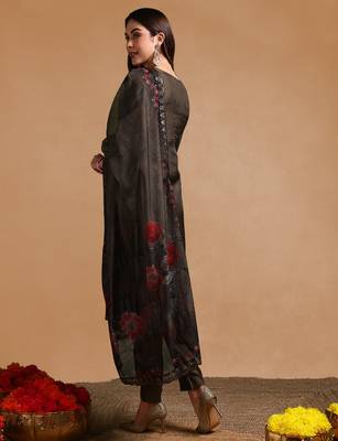olive color embroidered organza styles kurta trouser with dupatta 4
