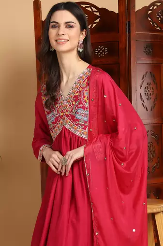 pink color embroidered silk blend styles kurta trouser with dupatta