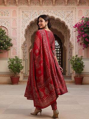 maroon color printed polyester styles kurta trouser with dupatta 4