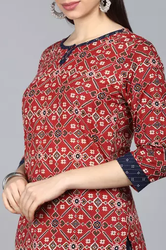 maroon color printed pure cotton styles kurta trouser with dupatta