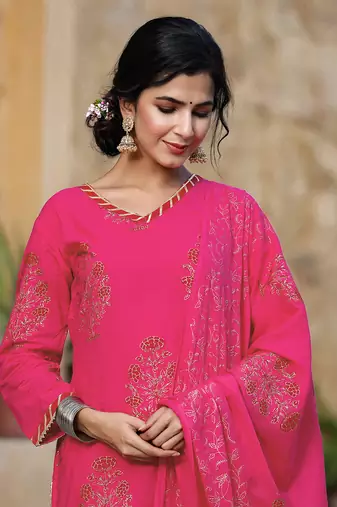 Pink Viscose Rayon Printed Floral Kurti Set