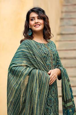 green color printed rayon blend styles kurta trouser with dupatta 2
