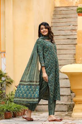 green color printed rayon blend styles kurta trouser with dupatta 3