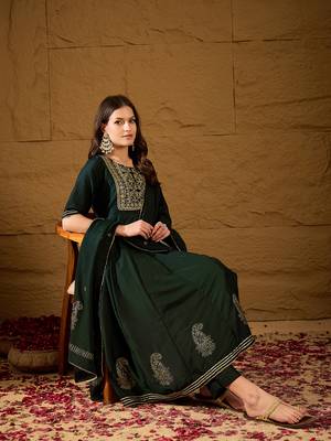 green color embroidered silk blend styles kurta trouser with dupatta 1