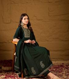green color embroidered silk blend styles kurta trouser with dupatta