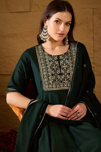 green color embroidered silk blend styles kurta trouser with dupatta