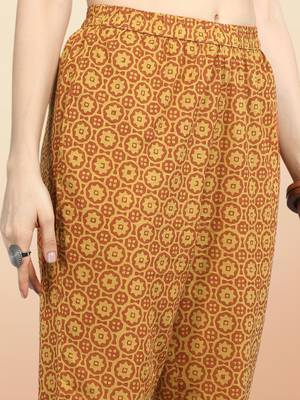 green color printed pure cotton styles kurta trouser with dupatta 5