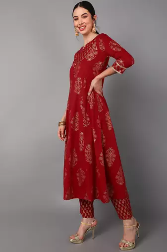maroon color printed pure cotton styles kurta trouser with dupatta