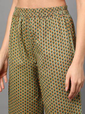 green color printed pure cotton styles kurta palazzo with dupatta 5