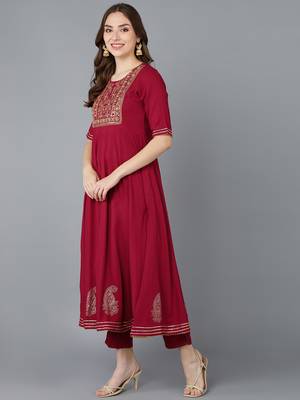 maroon color embroidered silk blend styles kurta trouser with dupatta 3