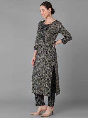 black color printed silk blend styles kurta trouser with dupatta 3