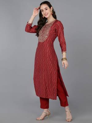 red color embroidered silk blend styles kurta trouser with dupatta 3