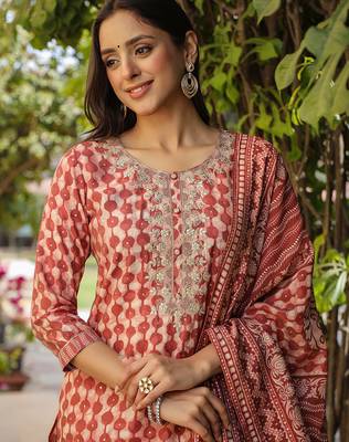 maroon color printed silk blend styles kurta trouser with dupatta 1