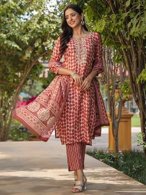 maroon color printed silk blend styles kurta trouser with dupatta 2
