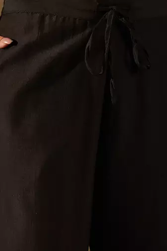black color embroidered silk blend styles kurta trouser with dupatta