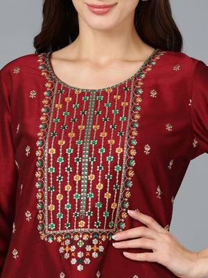 maroon color embroidered silk blend styles kurta trouser with dupatta 2