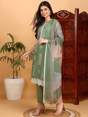 green color printed silk blend styles kurta trouser with dupatta 5