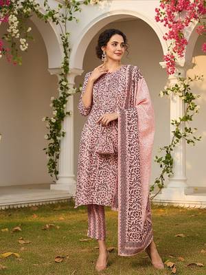 pink color printed silk blend styles kurta trouser with dupatta 3