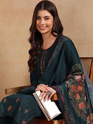 green color embroidered silk blend styles kurta trouser with dupatta 1