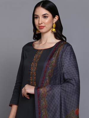 black color embroidered silk blend styles kurta trouser with dupatta 2