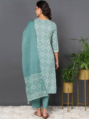 green color embroidered pure cotton styles kurta trouser with dupatta 4