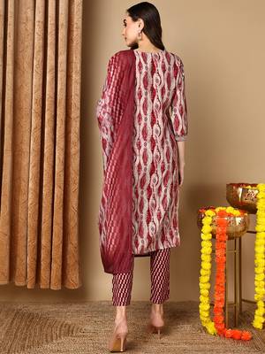 grey color embroidered silk blend styles kurta trouser with dupatta 4