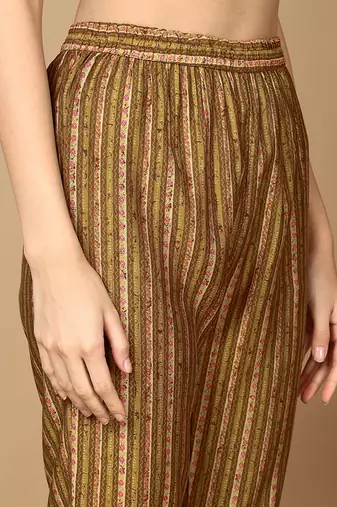 green color embroidered silk blend styles kurta trouser with dupatta
