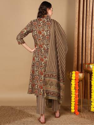 taupe color printed pure cotton styles kurta trouser with dupatta 4