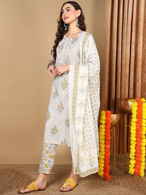off white color printed pure cotton styles kurta trouser with dupatta 3
