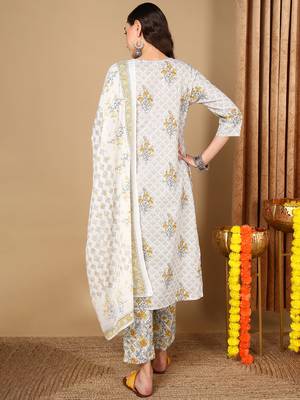off white color printed pure cotton styles kurta trouser with dupatta 4