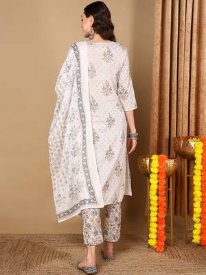 off white color printed pure cotton styles kurta trouser with dupatta 4