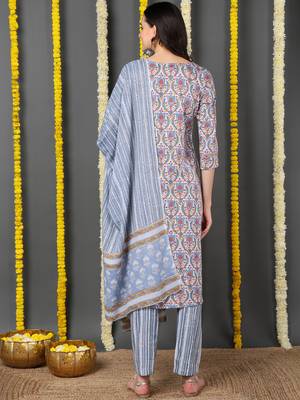 Grey Blended Cotton Floral Printed Kurti Set with Dupatta 3