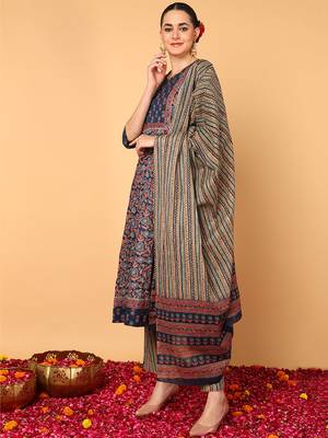 blue color printed pure cotton styles kurta trouser with dupatta 3