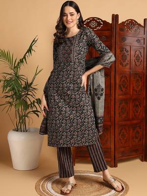 black color printed pure cotton styles kurta trouser with dupatta 2