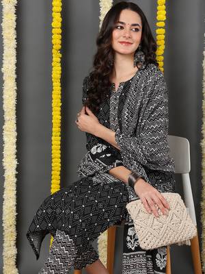 black color printed rayon blend styles kurta trouser with dupatta 2